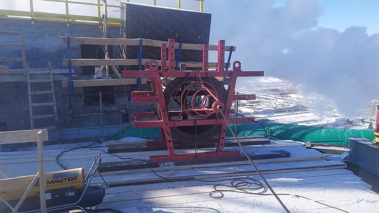 Подъем технологического оборудования башня приллирования ТольяттиАзот
